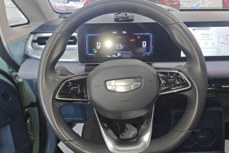 Used Geometry E Firefly 2023 401KM Linglong Tiger 5-Seater Steering Wheel