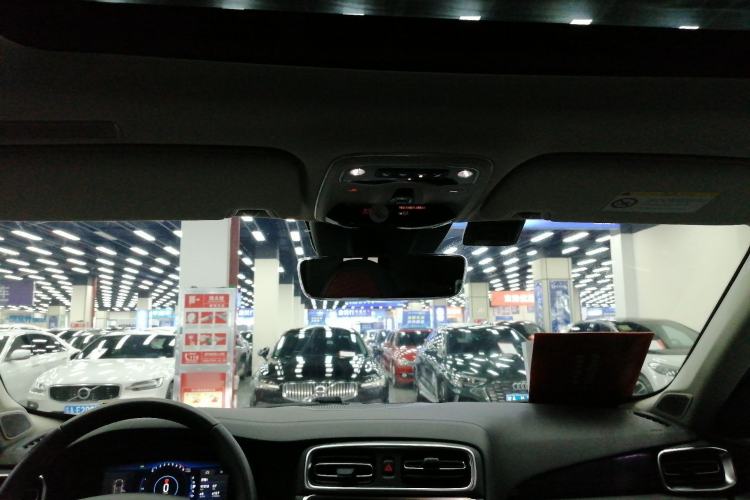 Used Lynk & Co 01 2019 2.0T Two-Wheel Drive Zhaopu Version China VI Standard
