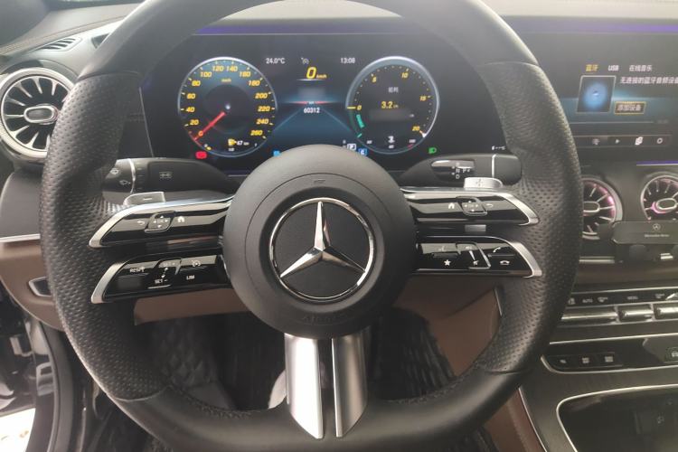 Used Mercedes-Benz E-Class 2021 Restyled E 300 L Sport Luxury Edition Steering Wheel