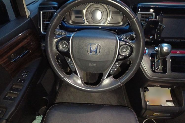 Used Honda Elysion 2016 2.4L Supreme Edition