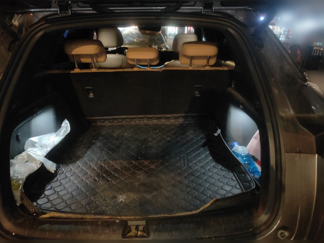 BYD Song L DM-i 2024 112 km Beyond Edition — снимка 19