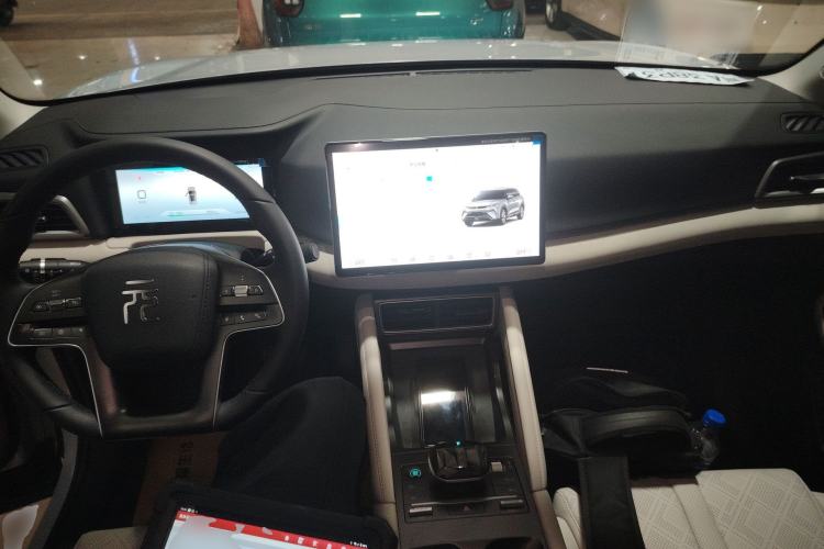 Used BYD Yuan UP 2024 401KM Beyond Edition
