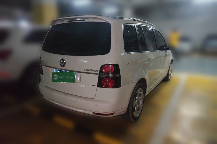 Used Volkswagen Touran 2015 1.4T DSG Comfort Edition 5 Seats