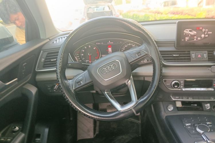 Used Audi Q5L 2018 40 TFSI Prestige Edition China VI Emission Standard
