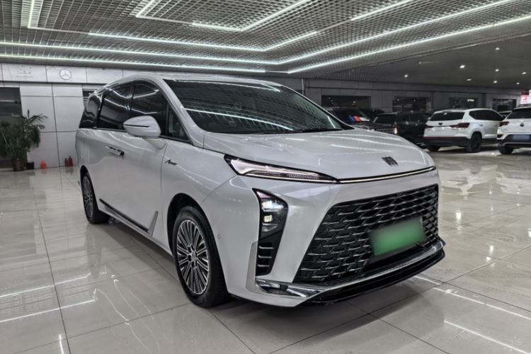 Used Buick GL8 New Energy 2024 Lu Zun Luxury Edition 7-Seater
