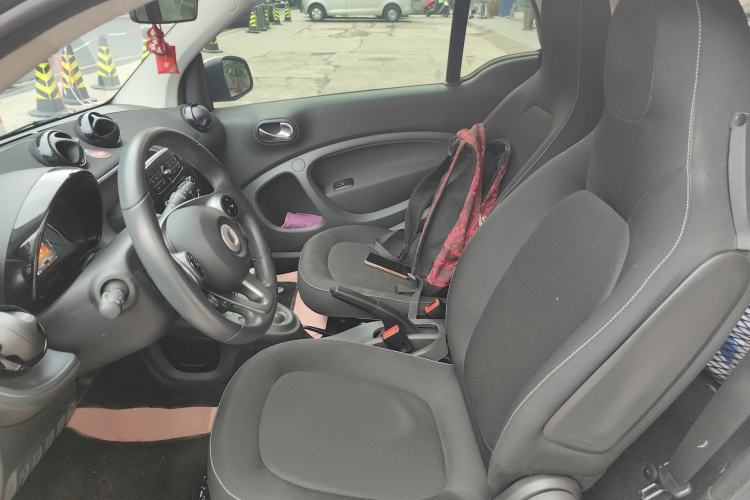 Used smart fortwo 2018 1.0L 52kW Hardtop Passion Edition China V Standard Left Front Seat