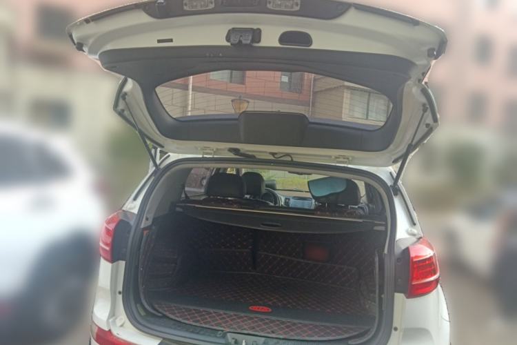 Used Kia Sportage R 2014 2.0L Automatic Two-Wheel Drive DLX Trunk