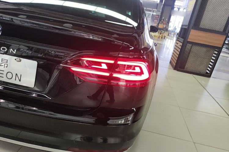 Used Volkswagen Phideon 2021 380TSI Luxury Edition
