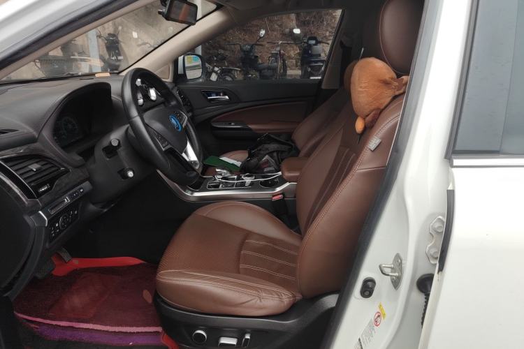 Used BYD Tang New Energy 2017 2.0T All-Wheel Drive Haoya Model 7 Seats
