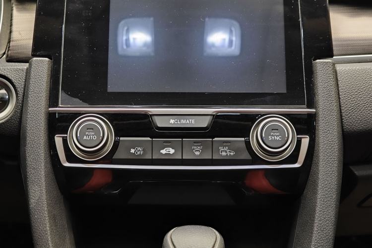 Used Honda Civic 2019 220TURBO CVT Dynamic Edition China VI Audio And AC Panel