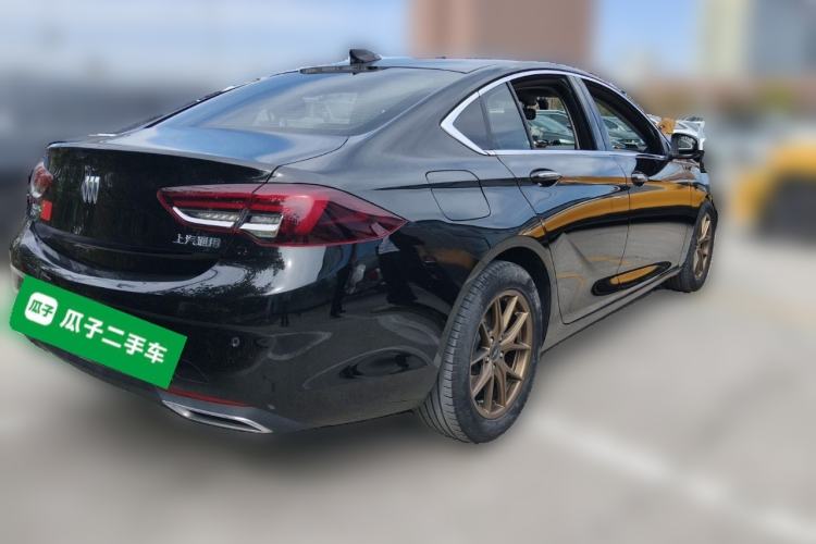 Used Buick Regal 2024 25T Deluxe Edition Rear Right 45 Deg