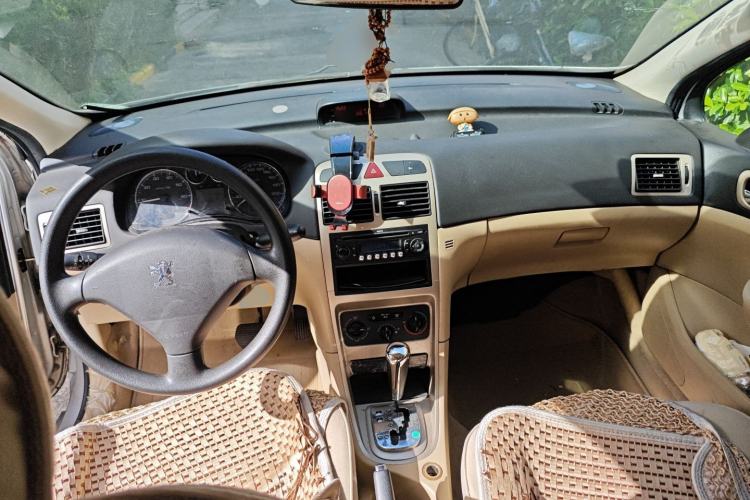 Used Peugeot 307 2010 Sedan 1.6L Automatic Comfort Edition
