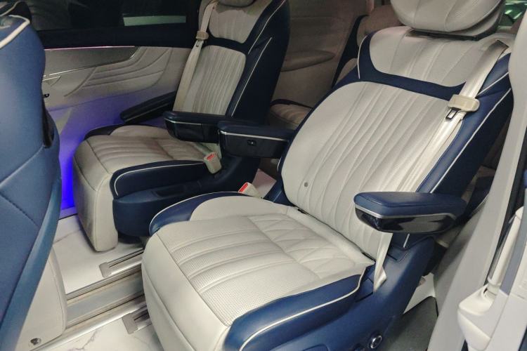 Used Roewe iMAX8 2021 400TGI Supreme Series Ultimate Edition