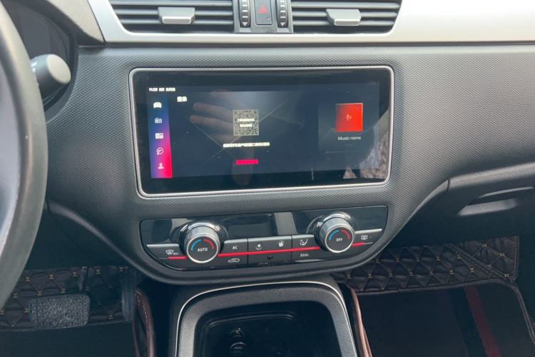 Used Qoros 5 2019 1.6T Automatic Zhiyun Connect (AliOS) Edition Prestige Model
