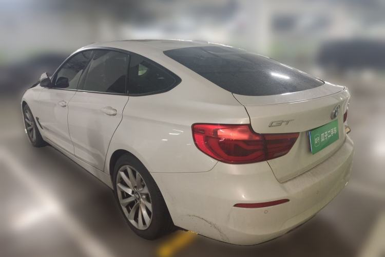 Used BMW 3 Series GT 2019 320i Sport Edition Rear Left 45 Deg