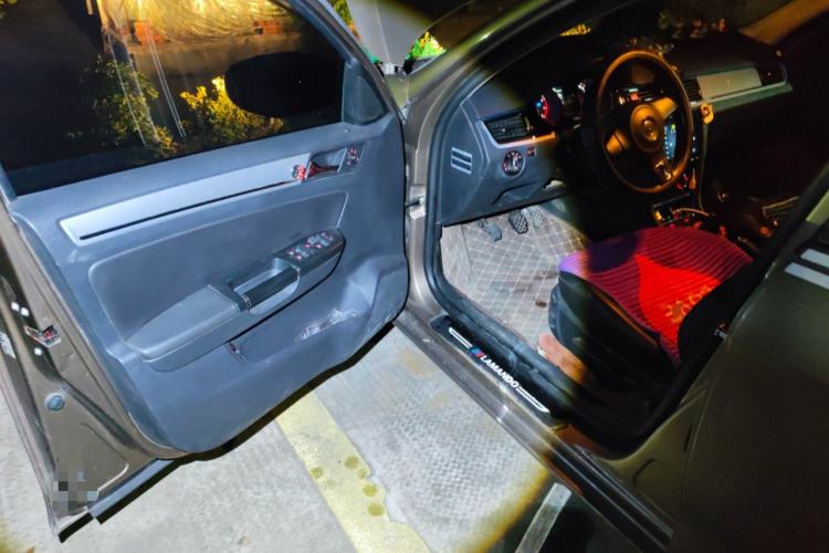 Used Volkswagen Bora 2014 1.6L Manual Comfort Model Driver Seat