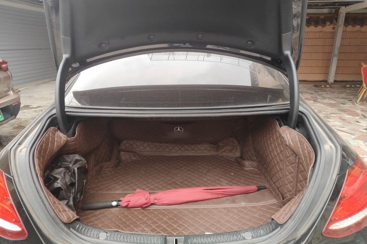 Used Mercedes-Benz E-Class 2019 Restyled E 300 L Luxury Edition
