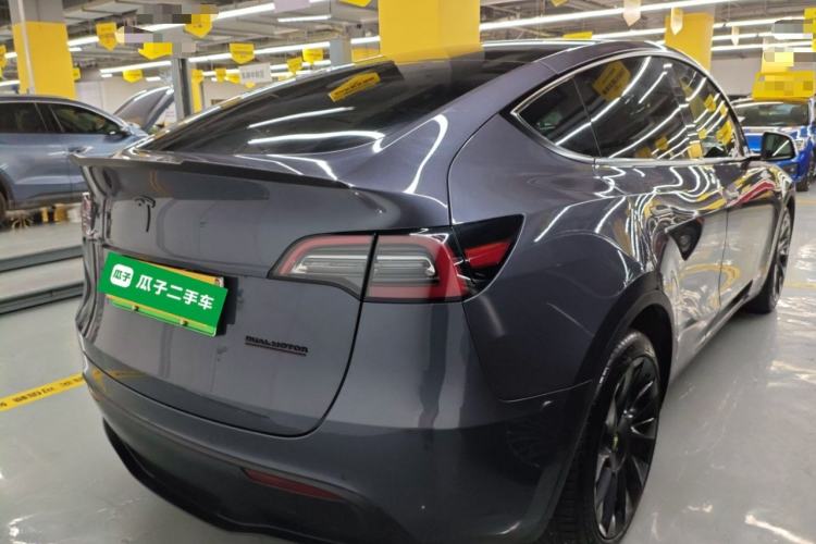 Used Tesla Model Y 2021 Long-Range All-Wheel-Drive Version
