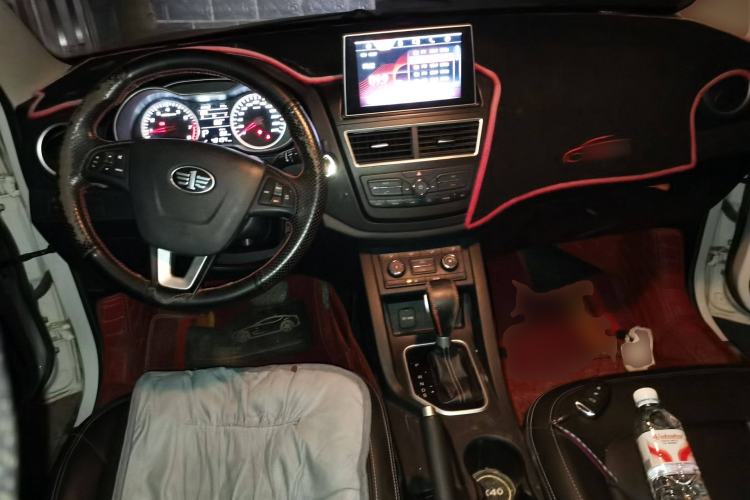 Used Bestune X40 2017 1.6L Automatic Prestige Edition
