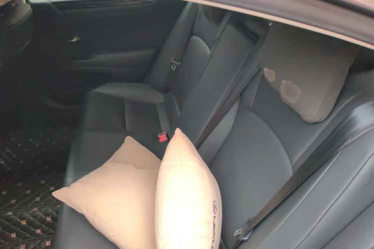 Used Lexus ES 2020 260 Excellence Edition
