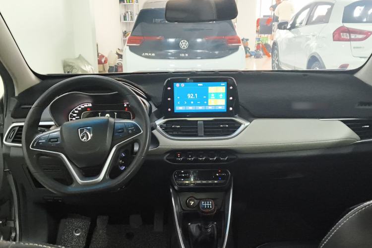 Used Baojun 510 2017 1.5L Manual Fashion Model