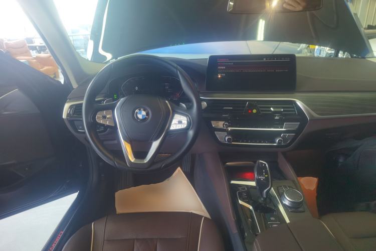 Used BMW 5 Series 2022 Updated 530Li Leading Edition Luxury Package
