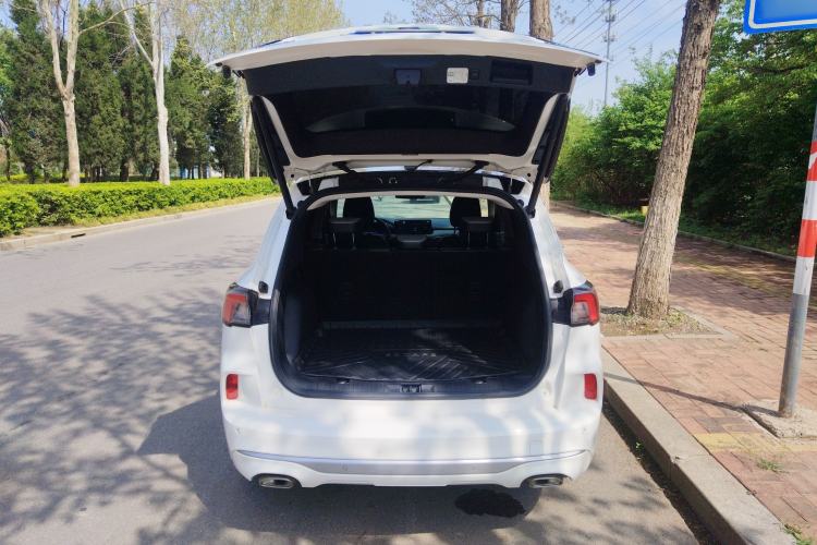 Used Ford Escape 2020 EcoBoost 245 Four-Wheel Drive Luxury Edition Trunk