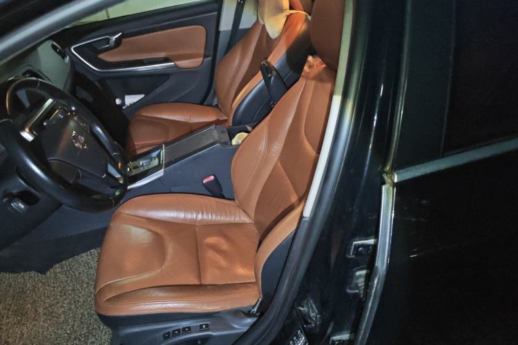 Used Volvo S60 2012 1.6T DRIVe Comfort Edition