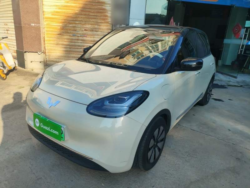 Used Wuling Bingo 2023 333 km Lingxi Connected+ Version — 1