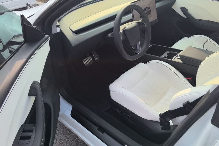 Used Tesla Model 3 2024 High-Performance All-Wheel-Drive Version