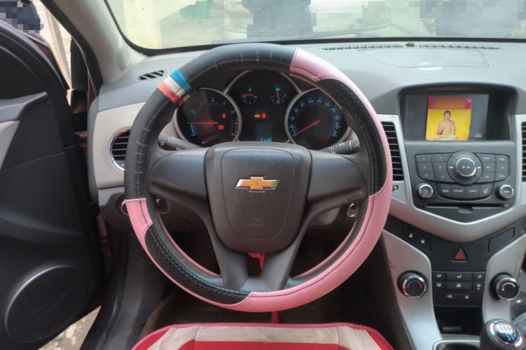 Used Chevrolet Cruze 2013 1.6L SE MT Steering Wheel