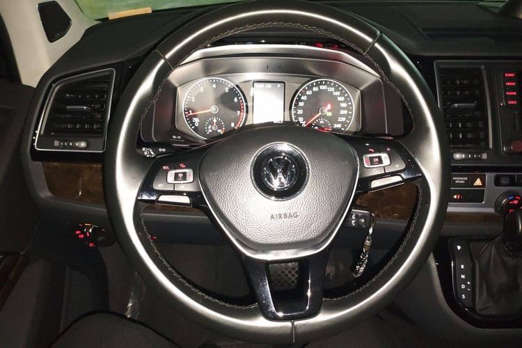 Used Volkswagen Multivan 2018 2.0 TSI Four-Wheel Drive Comfort Edition 7-Seater Steering Wheel