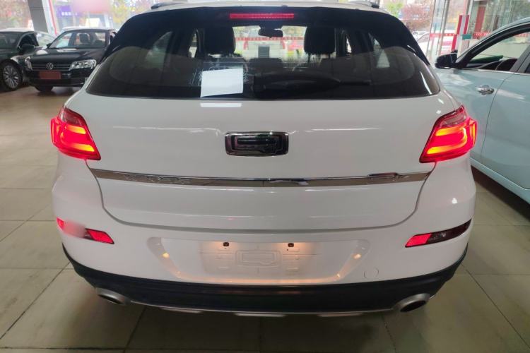 Used Qoros 3 2016 Urban SUV 1.6T Automatic Zhiyue Model
