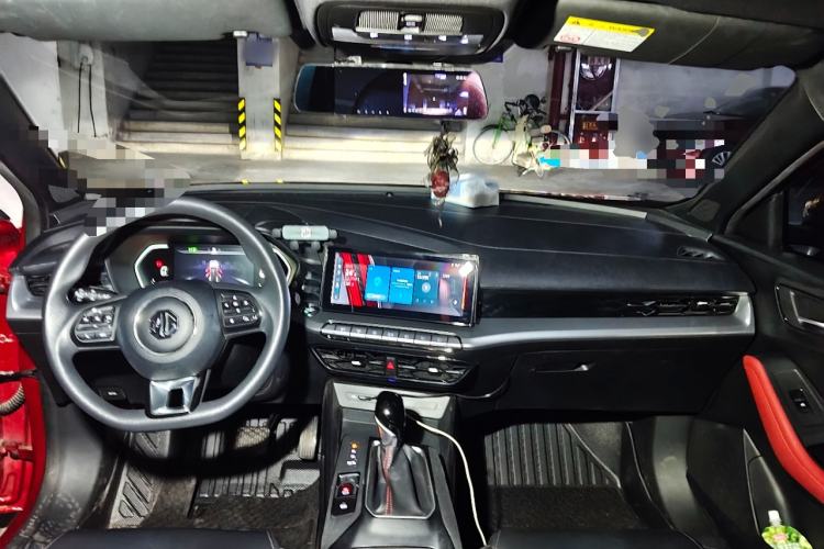 Used MG 5 2021 Revised Version 180 DVVT CVT Youth Luxury Edition Center Console