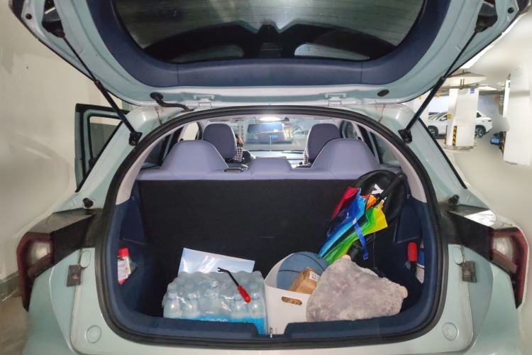 Used Geometry E Firefly 2022 401 km Linglong Tiger 5 Seats