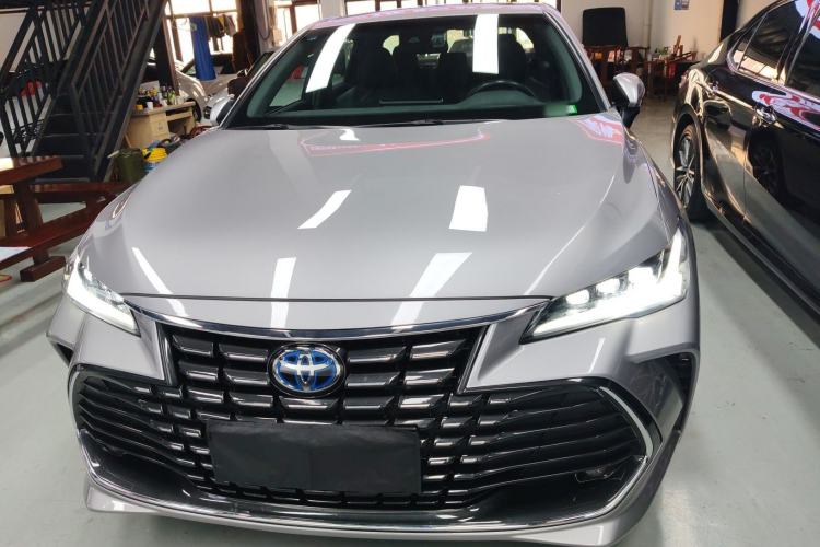 Used Toyota Avalon 2023 Dual-Engine 2.5L Luxury Edition
