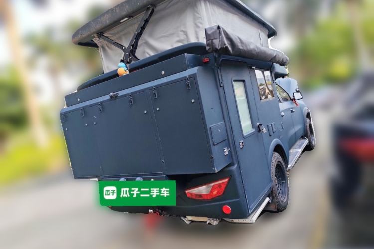 Used CHANGAN Hunter 2024 Knight Edition Flagship Model Dual-Motor All-Wheel Drive Standard Box
