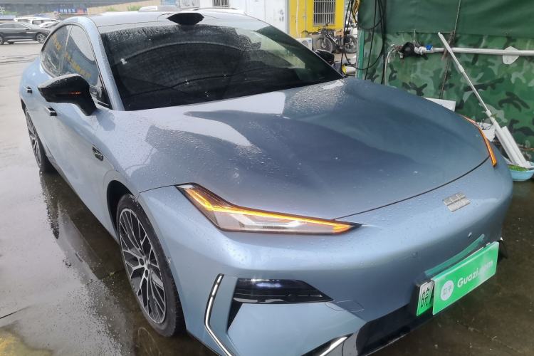 Used Geely Galaxy E8 2025 620 km All-Wheel Drive Starship LiDAR-Enabled Intelligent Driving Version Exterior 1