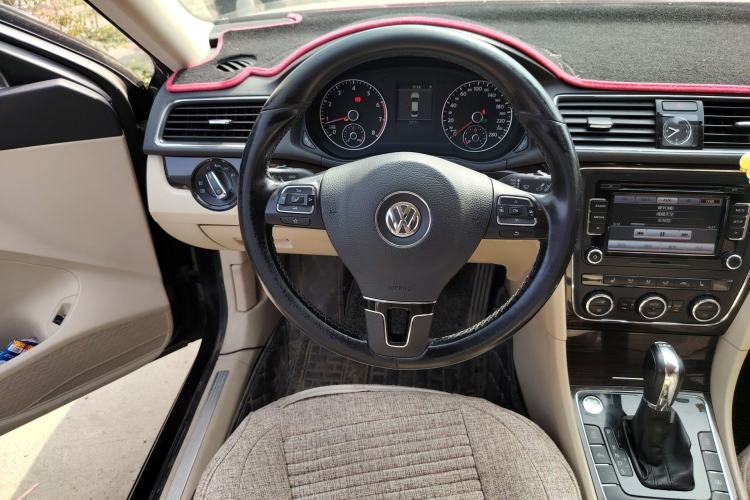 Used Volkswagen Passat 2014 1.8TSI DSG Prestige Edition
