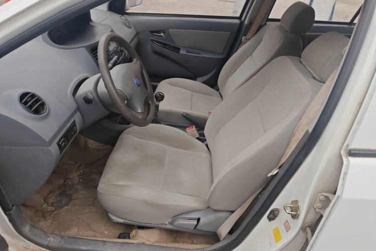 Used Geely Auto Diamond 2013 1.5L Manual Elite Model Left Front Seat