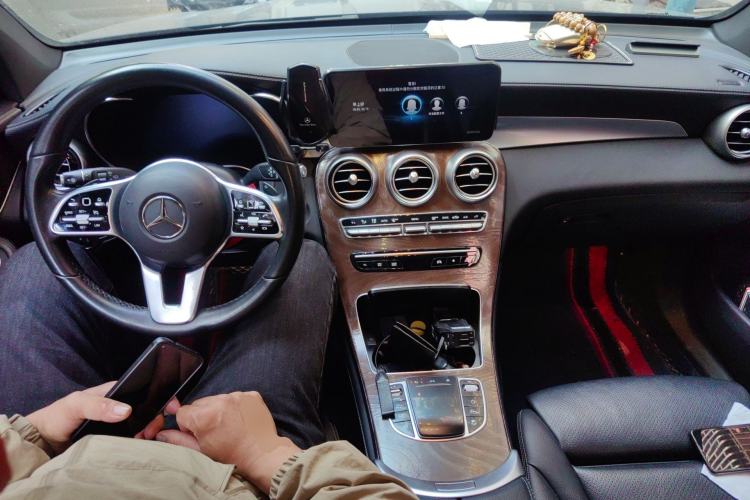 Used Mercedes-Benz GLC 2020 GLC 300 L 4MATIC Dynamic Edition
