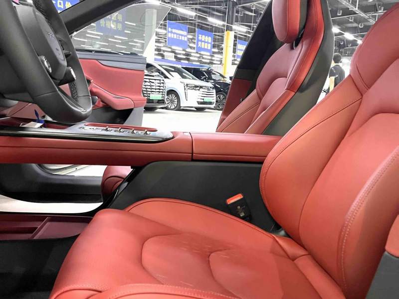 Used Xiaomi Auto SU7 2024 Four-Wheel Drive Ultra-Long Range Advanced Intelligent Driving Max Edition — 35