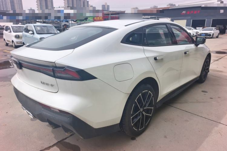 Used Changan UNI-V iDD 2024 Blue Whale Smart Electric iDD 136km Luxury Model