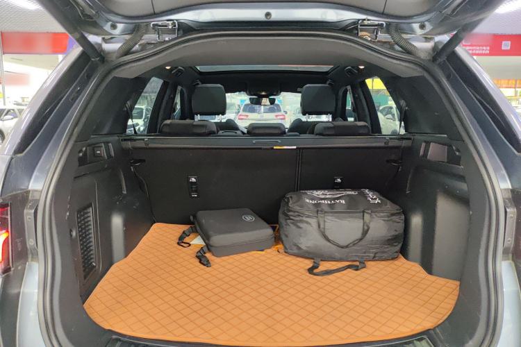 Used Land Rover Discovery Sport New Energy 2022 Facelifted P300e Plug-in Hybrid Electric Version
