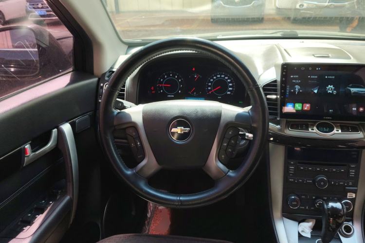 Used Chevrolet Captiva 2014 2.4L 4x4 Flagship Edition 7 Seats
