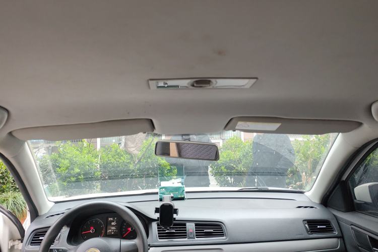 Used Volkswagen Lavida 2013 Revised Classic 1.6L Automatic Fashion Edition