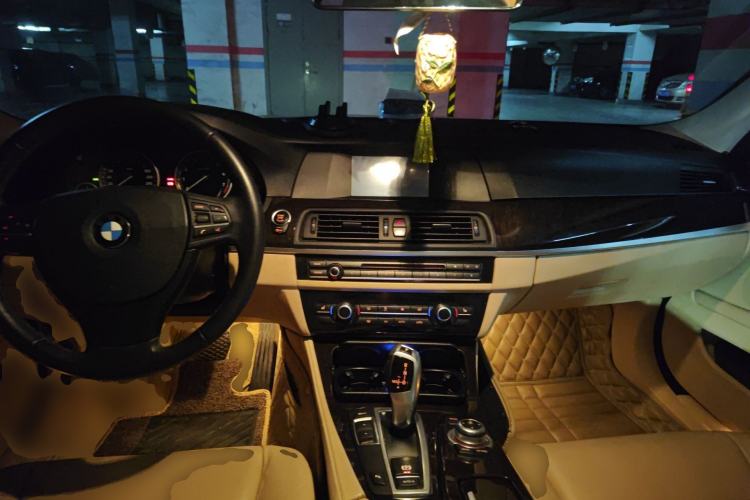 Used BMW 5 Series 2013 525Li Leading Model