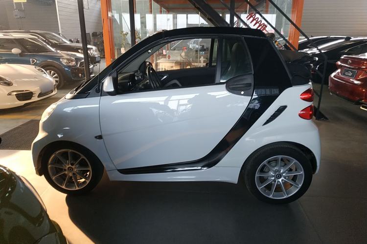 Used smart fortwo 2012 1.0 MHD Convertible Passion Edition
