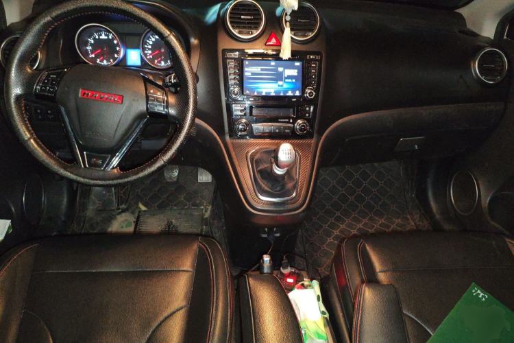 Used Haval H6 2015 Upgraded Model 1.5T Manual Two-Wheel Drive Elite Version