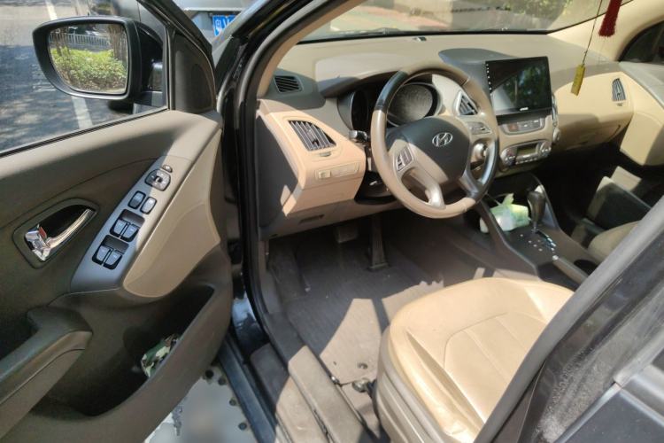 Used Hyundai ix35 2013 2.0L Automatic 4x4 Intelligent GLS China IV Standard